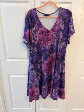This Pink/Purple stretch fabric Dress V-neck A-line Roamans Plus size 1x